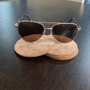 Polarized Foster Grant Aviator Style Sunglasses